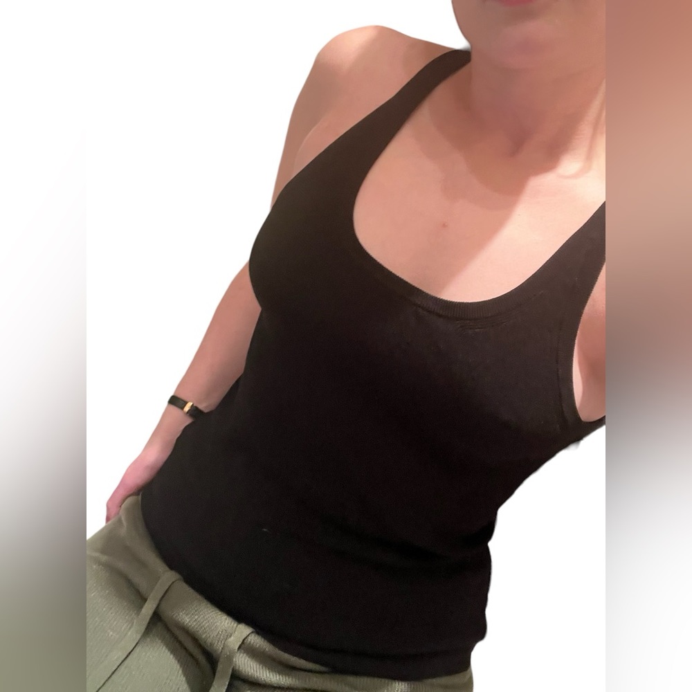 NWT Aritzia Tank Top Wilfred Free Westphal Ribbed Knit Basic Black Scoop Neck